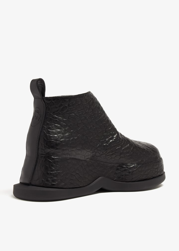 McQueen Wave ankle boots for Women - Black in UAE | Level Shoes