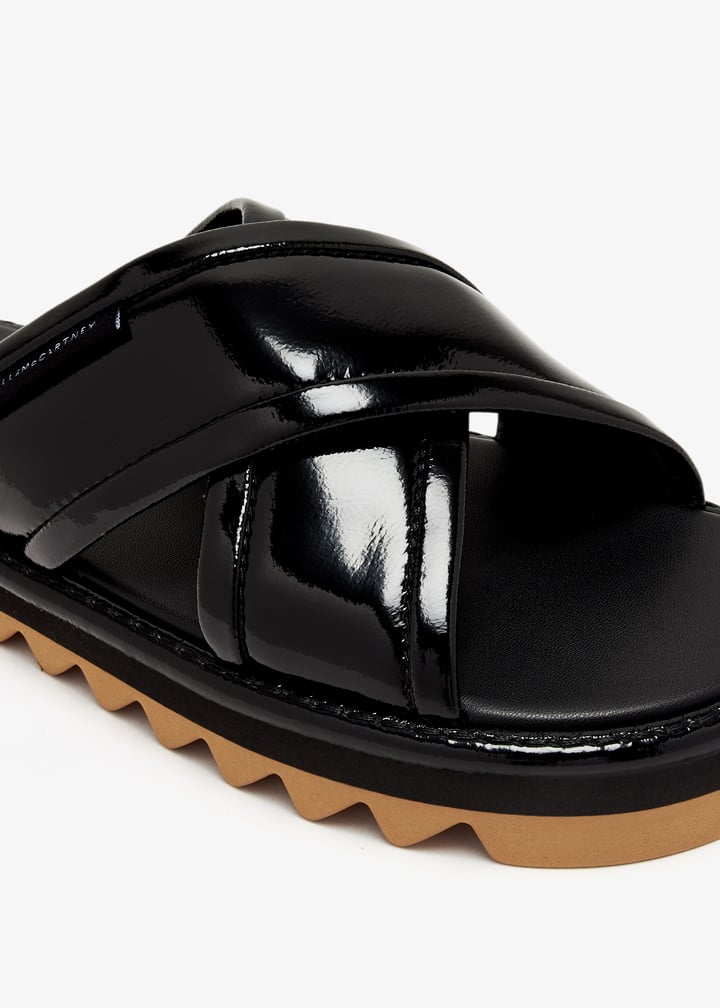 810489-ap0an0-1000_5.jpg?ts=20250101030514