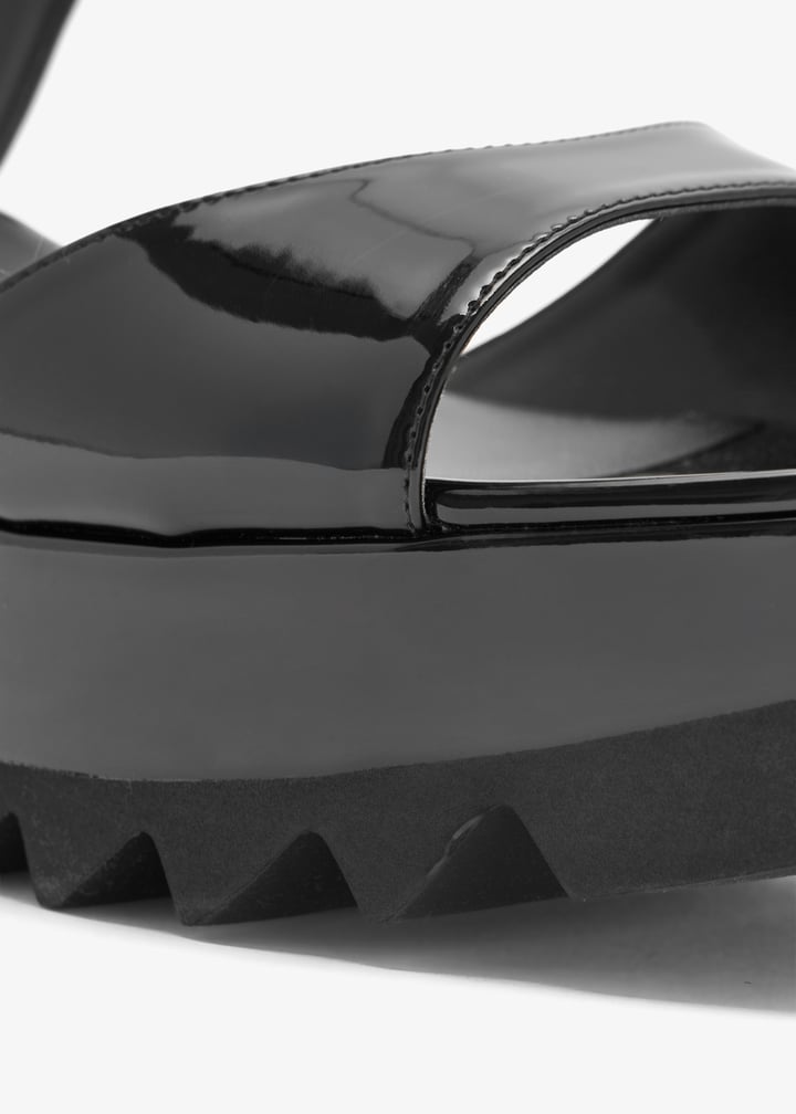 810610-ap0ap0-1000_5.jpg?ts=20260218094859