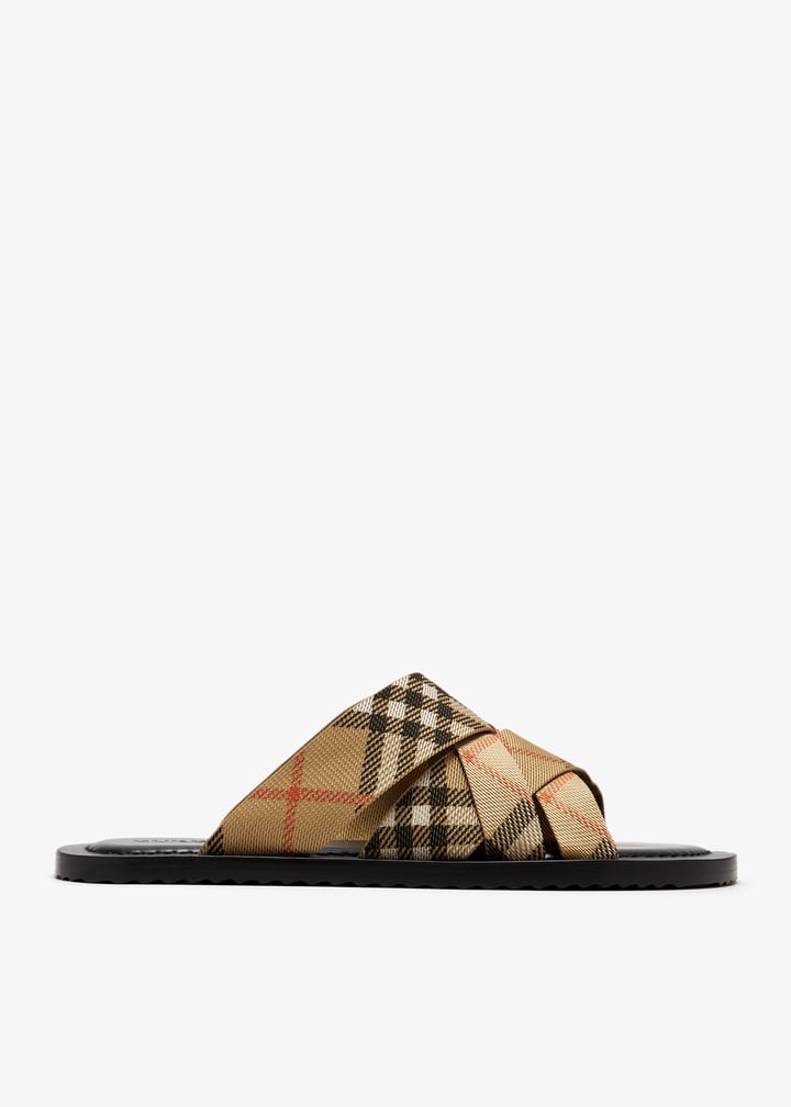 ☆Burberry☆ Check Pavilion サンダル Burberry Check Pavilion Sandals | Saks Fifth Avenue