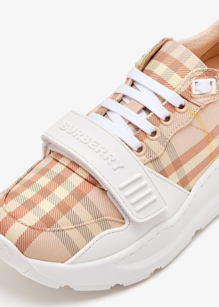 8112440_5.jpg?ts=20251031132331