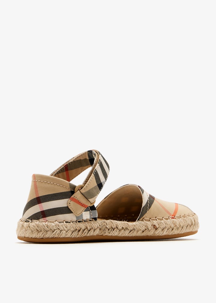 8112588-b9368_6.jpg?ts=20250715032049