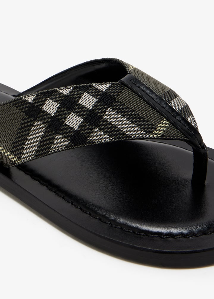 8118772_5.jpg?ts=20251230105245