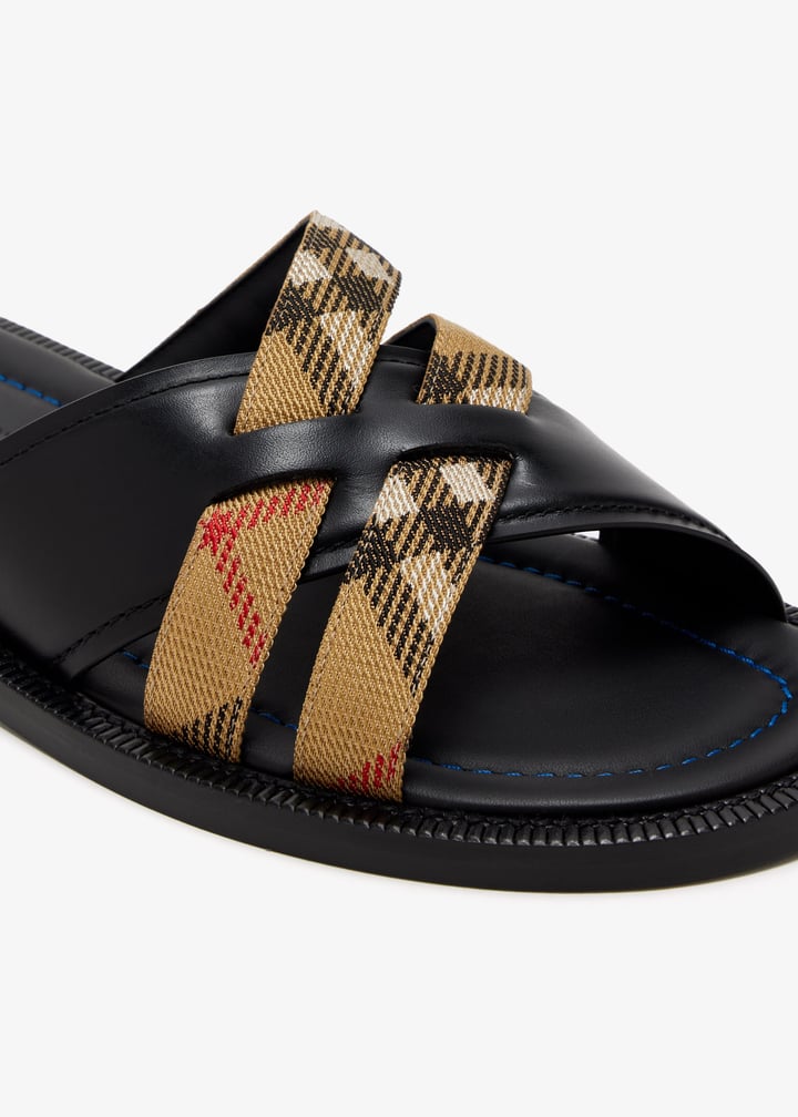 8118779_5.jpg?ts=20251230105247