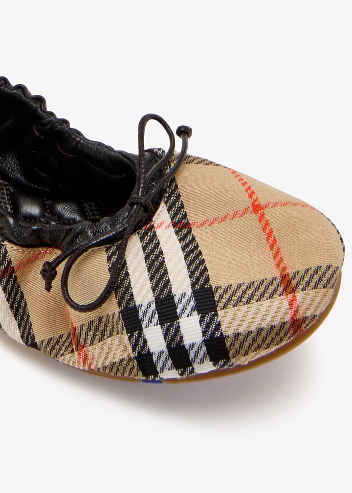 8121103_5.jpg?ts=20251230105307