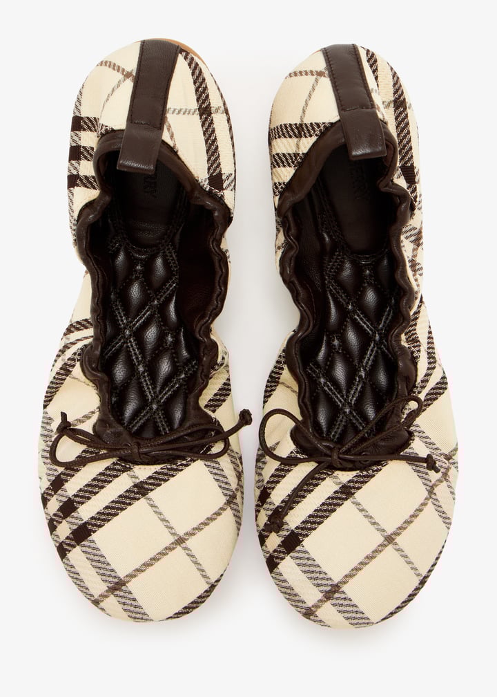 8121533_7.jpg?ts=20251231122358