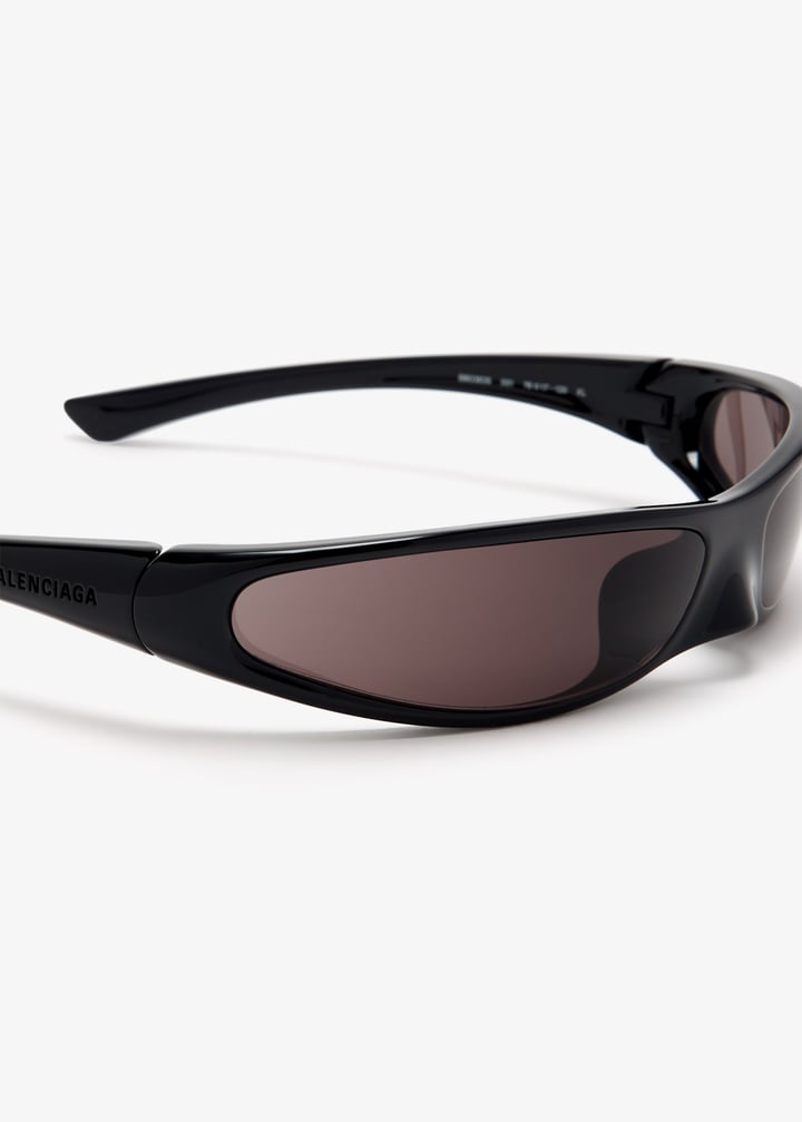 【関税&送料込】Balenciaga Black Nylon Blade Rectangle Sungl Blade Rectangle Sunglasses in Black | Balenciaga US