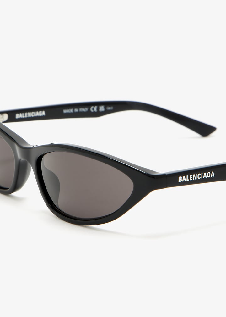Balenciaga Neo Oval 2.0 sunglasses for Women - Black in UAE