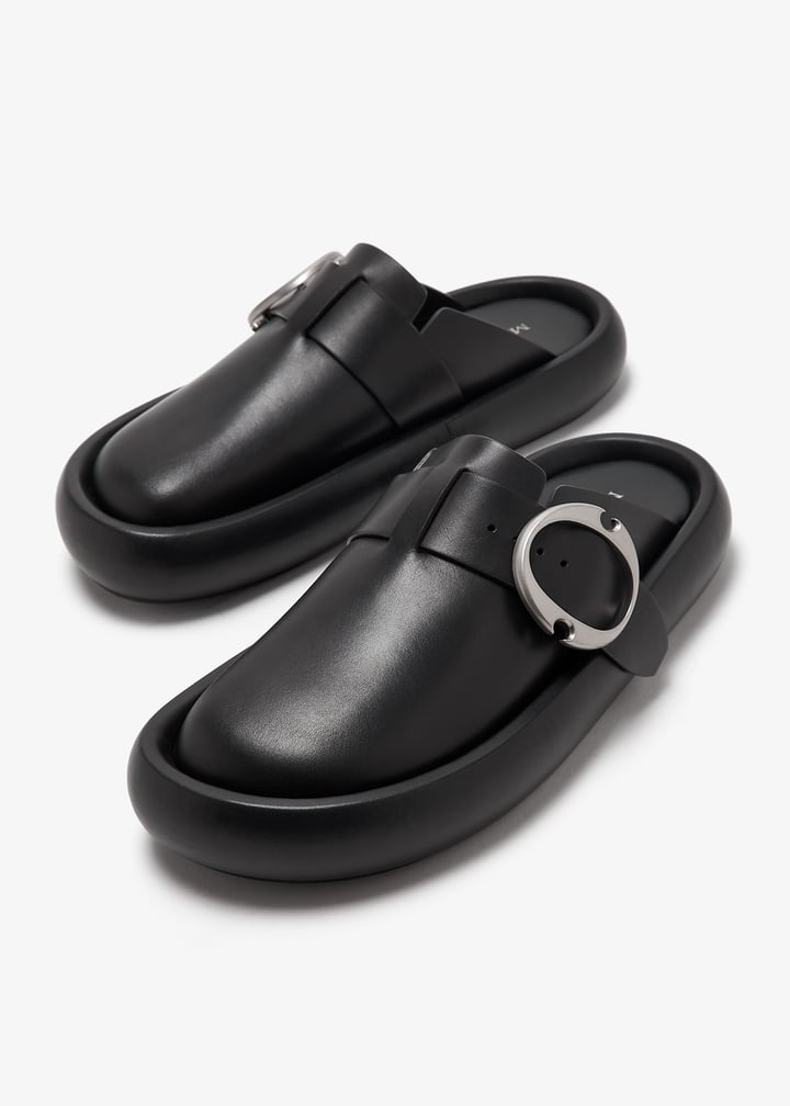 McQueen Arc clog for Men - Black in UAE | Level Shoes