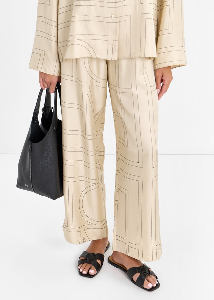 818955857002_2.jpg?ts=20251216021145