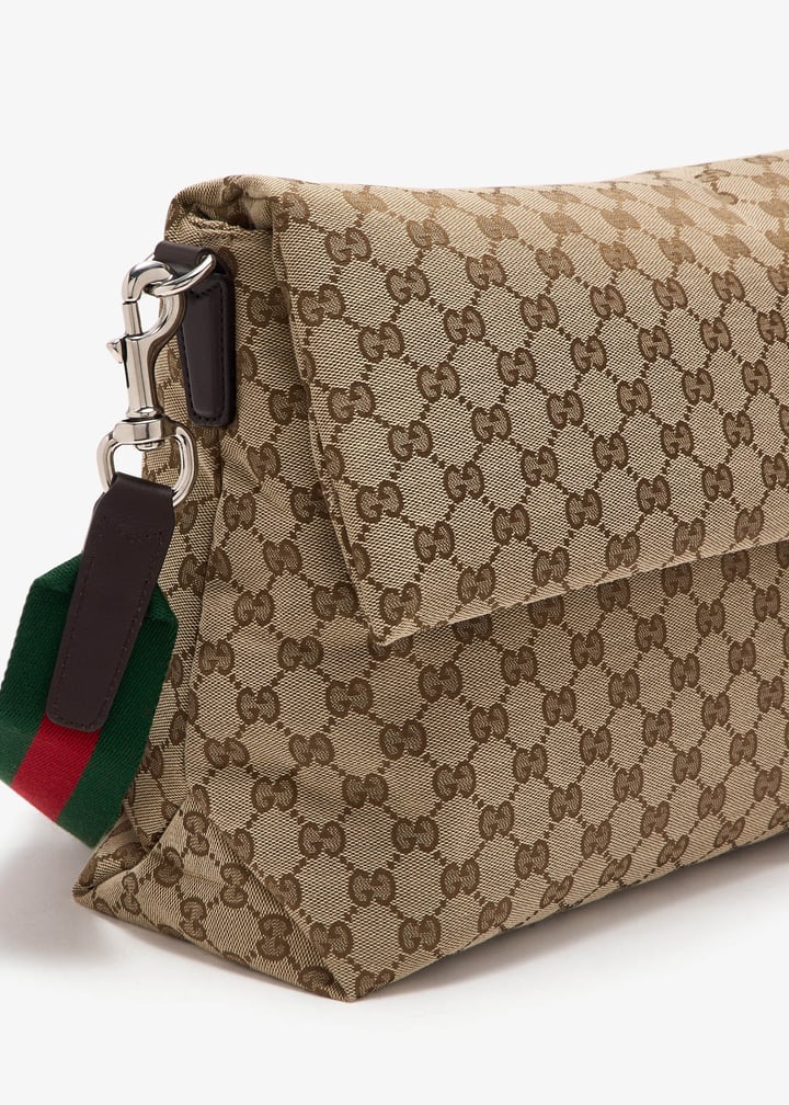 ショルダーバッグ GUCCI GG CANVAS MEDIUM CROSSBODY BAG Gucci Medium GG crossbody bag for Men - Printed in UAE