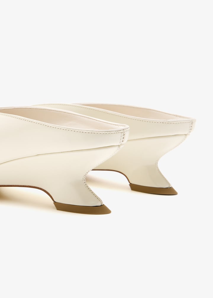 827712v4bo09013_3.jpg?ts=20250516102036