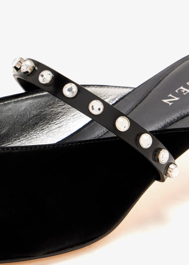 838130w4aba1067-mm_5.jpg?ts=20250923121035