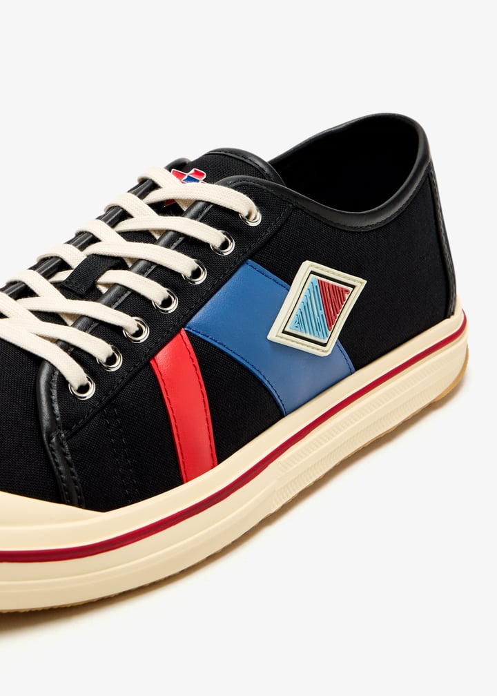 Bottega Veneta Eliot sneakers for Men - Black in USA | Level