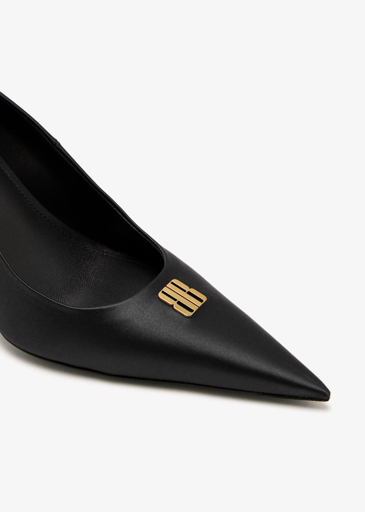 845407w0wmv1082_5.jpg?ts=20250912041408