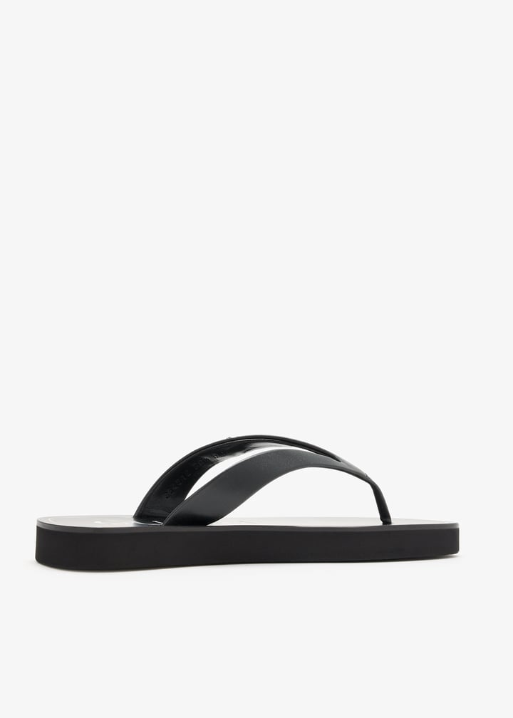 8548120r0001000_6.jpg?ts=20260305162548