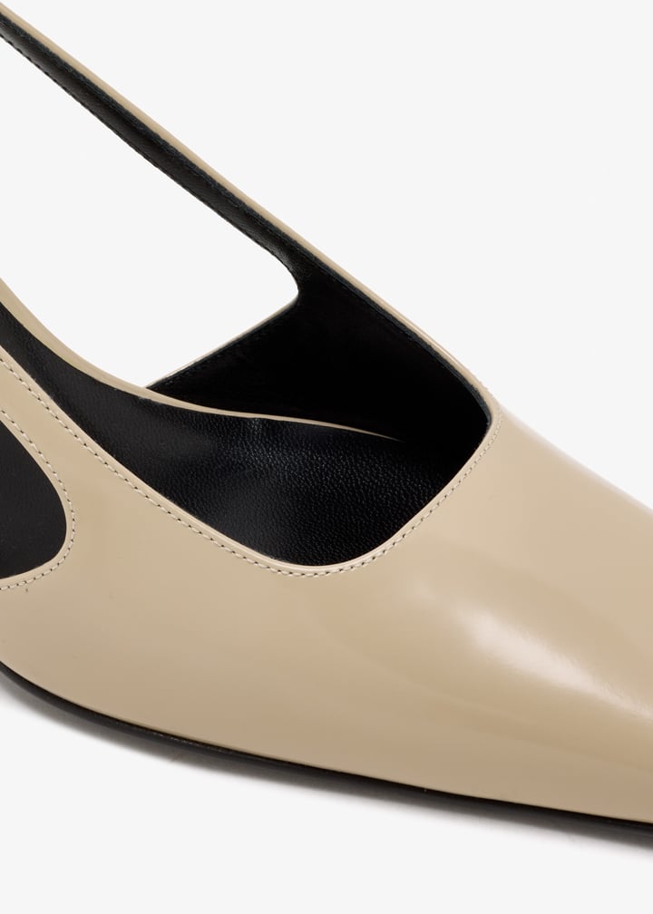 857797clg309511_5.jpg?ts=20251120165213