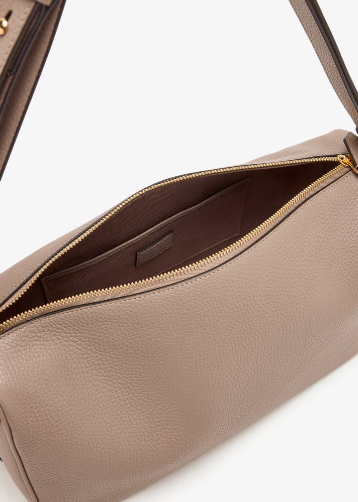 860787aafdm1523_7.jpg?ts=20251113130434