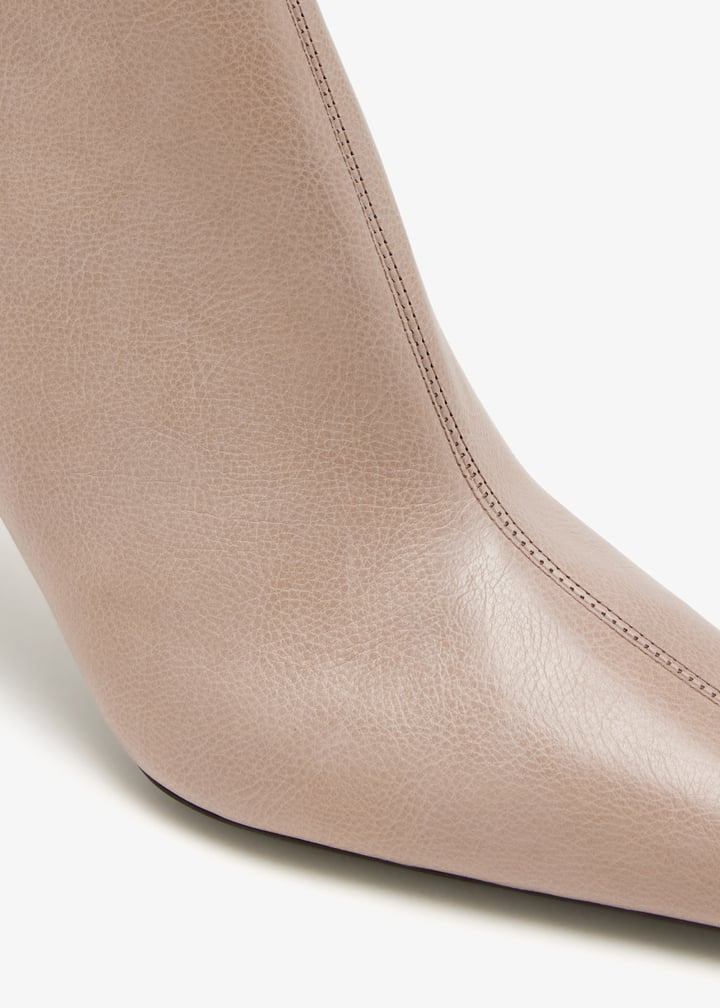 86110525v009943_5.jpg?ts=20251118122922