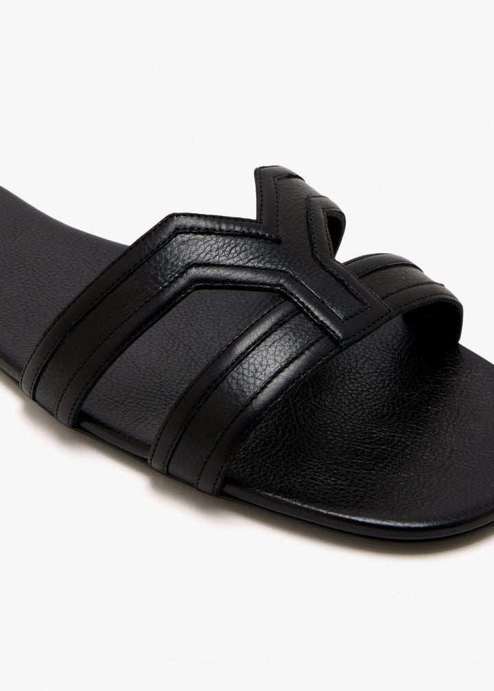 86185325v001000_5.jpg?ts=20260112134805