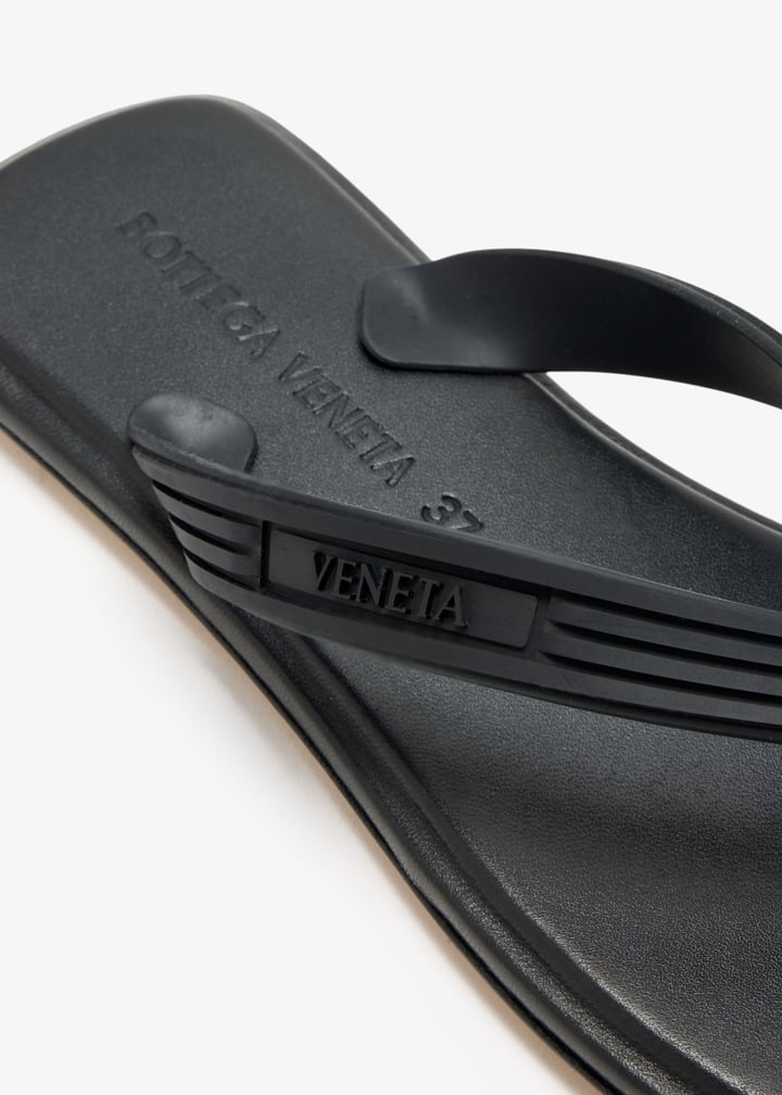 867821v00p51000_5.jpg?ts=20260428034727