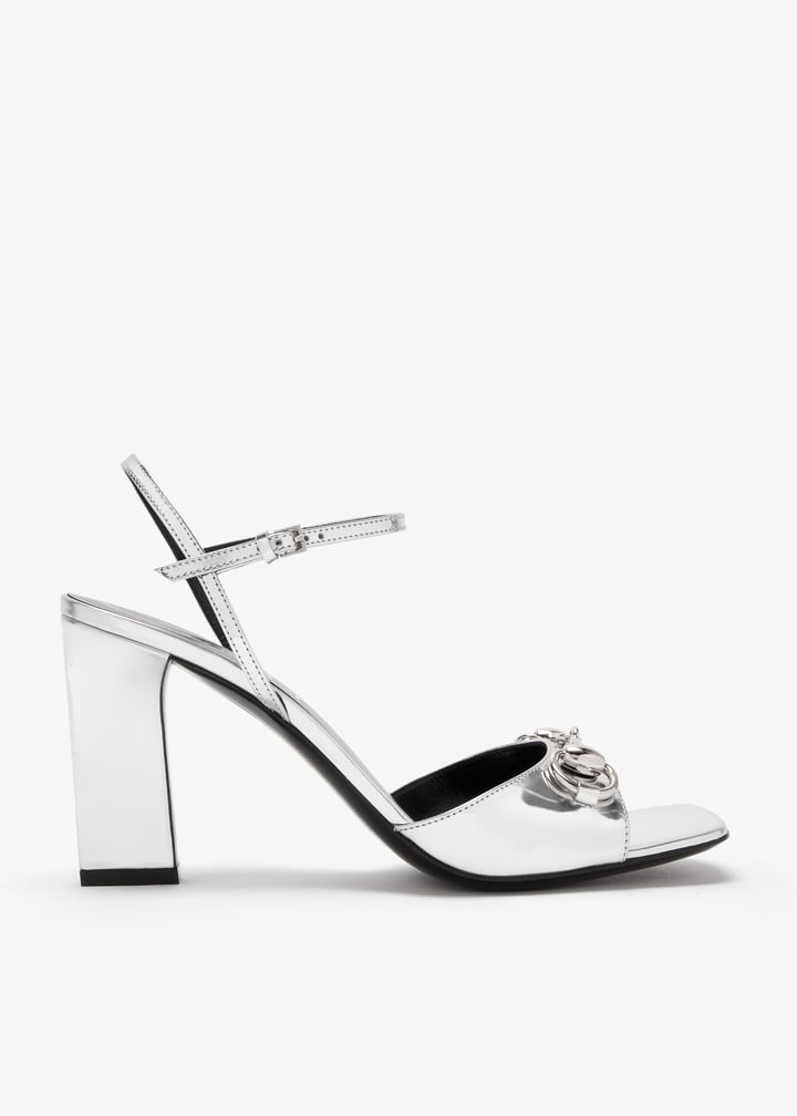 870823aabu58106_1.jpg?ts=20260422042552