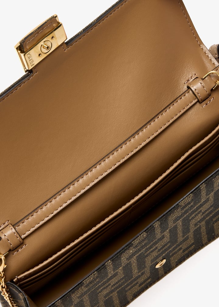 8m0498-a98p-f0a6e_7.jpg?ts=20260402040631