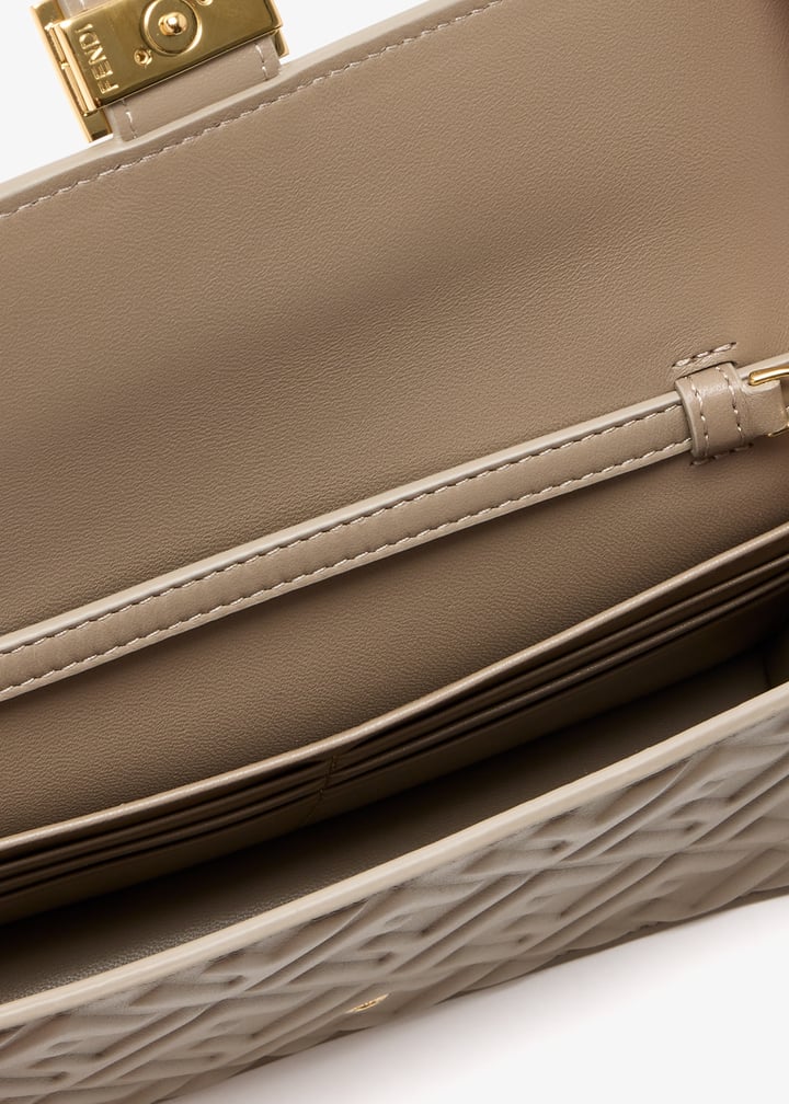 8m0498-aajd-f0e65_7.jpg?ts=20260402040633