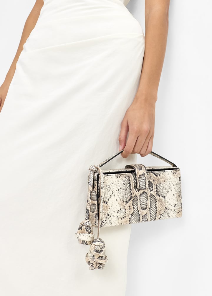 906426-grey_2.jpg?ts=20260228020529