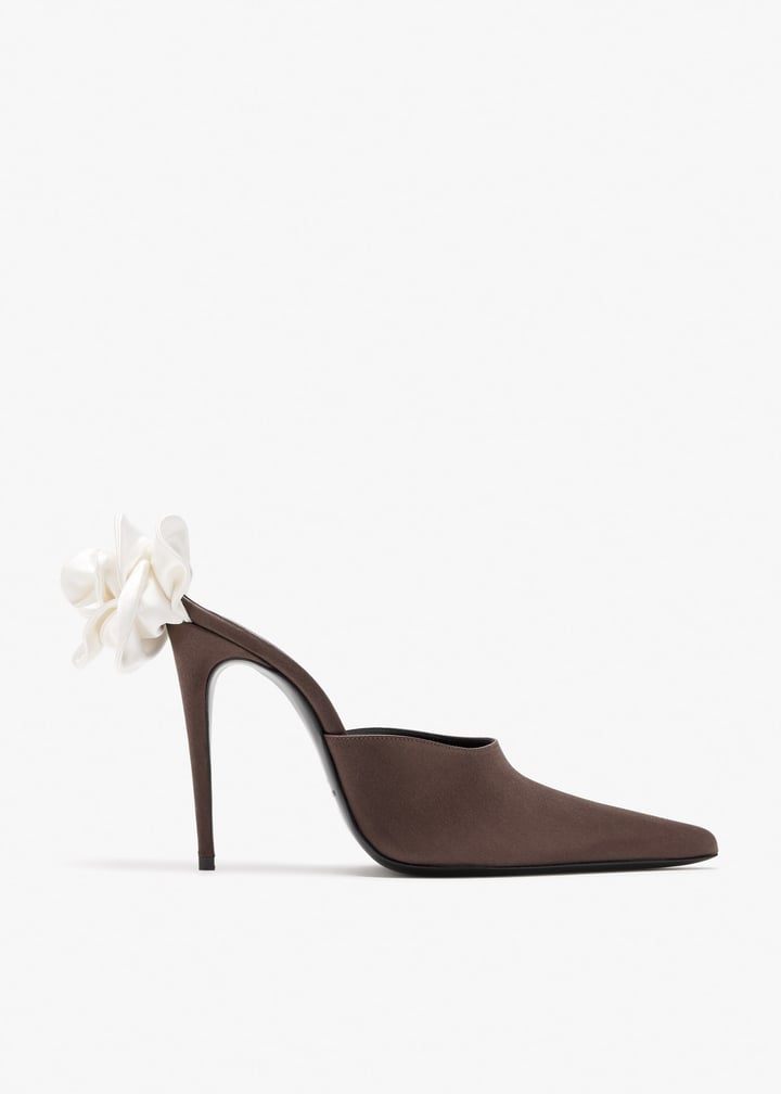 990426-brown_1.jpg?ts=20260122022054