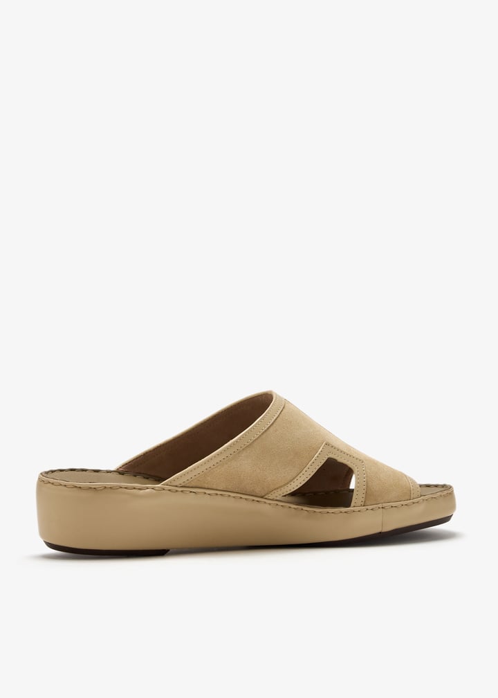 9948-lark_6.jpg?ts=20250325031021