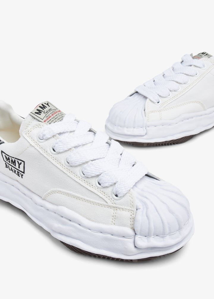 a08fw735-white_3.jpg?ts=20260523062038