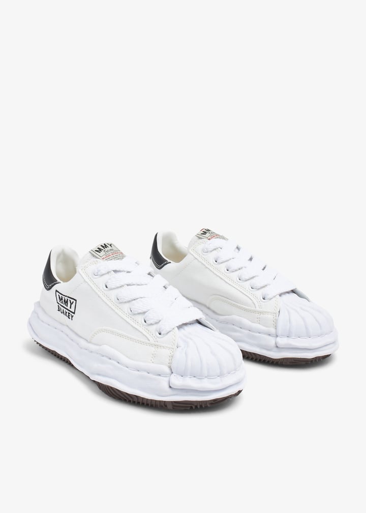 a08fw735-white_5.jpg?ts=20260523040023