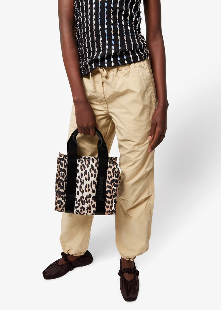 a4955-943_2.jpg?ts=20231213045526