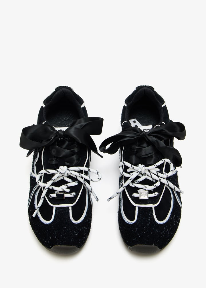 adored-00007_7.jpg?ts=20251120030056