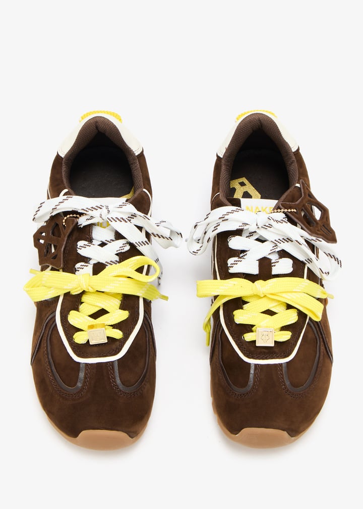 adored-00021_7.jpg?ts=20251120030058