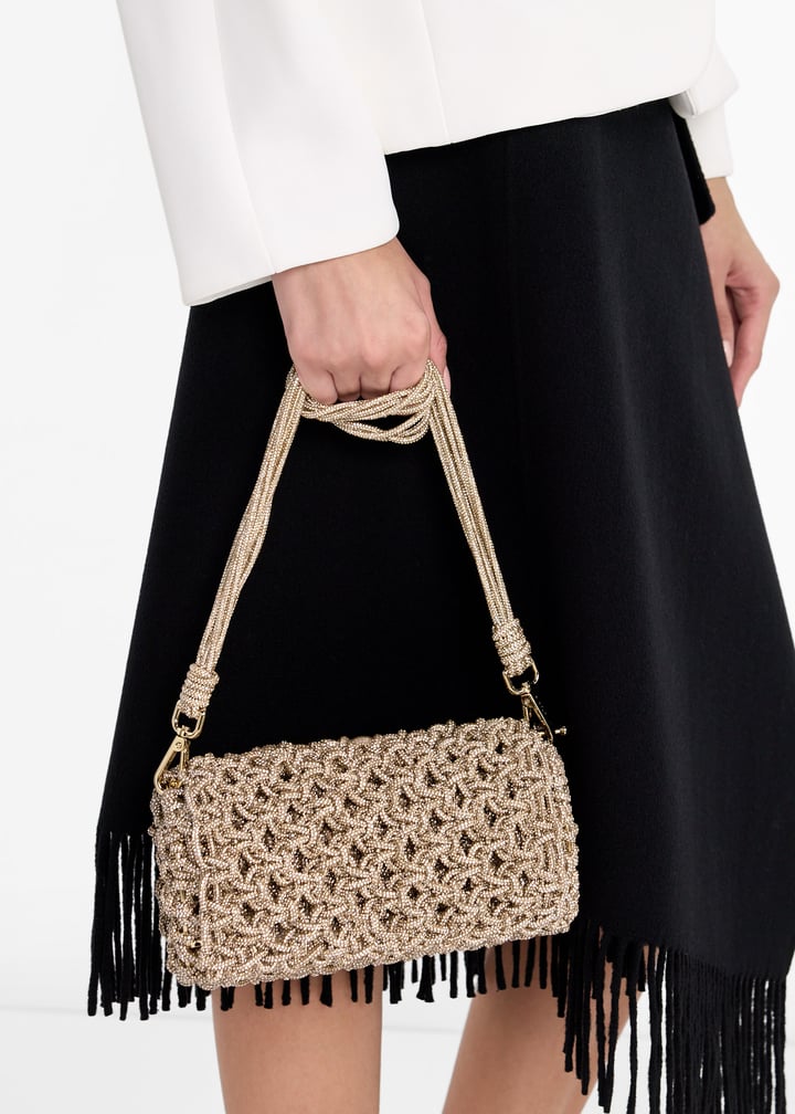 ai25hib-clarabella-gldshw_2.jpg?ts=20251030035216