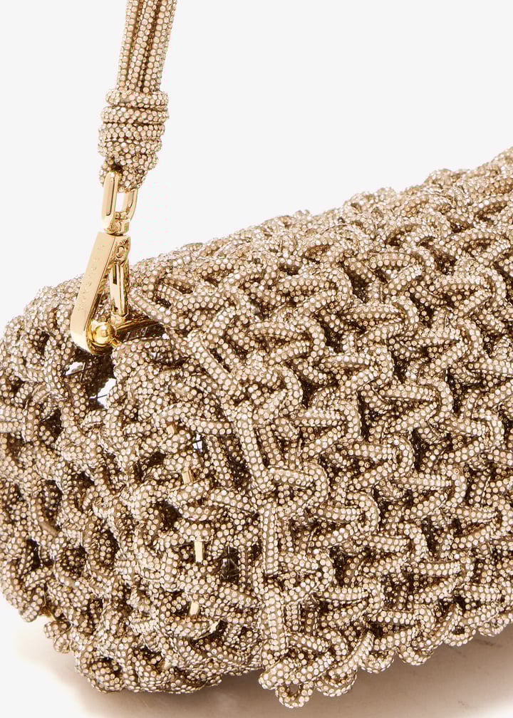 ai25hib-clarabella-gldshw_5.jpg?ts=20251030035216