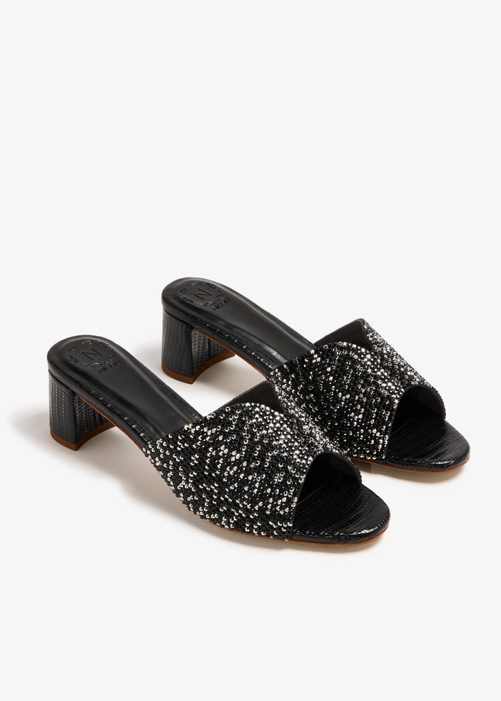 alessia-black_7.jpg?ts=20240215034513