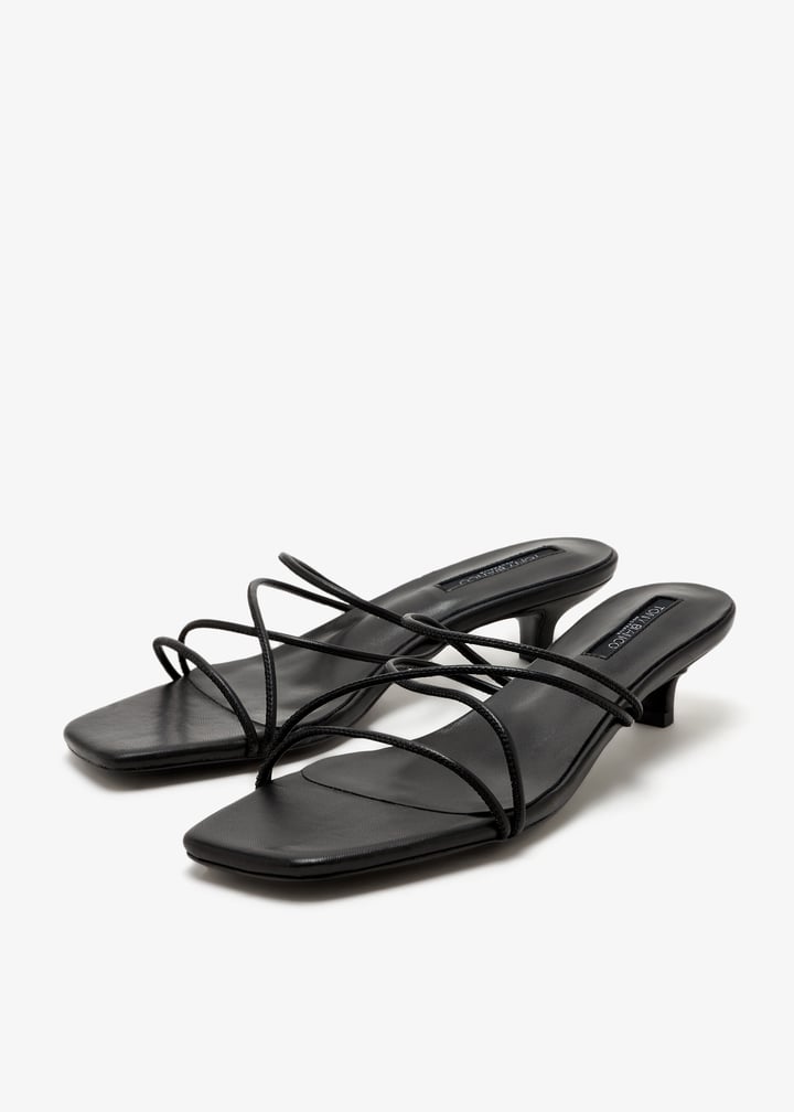 alicia-blknpa_7.jpg?ts=20251023030546