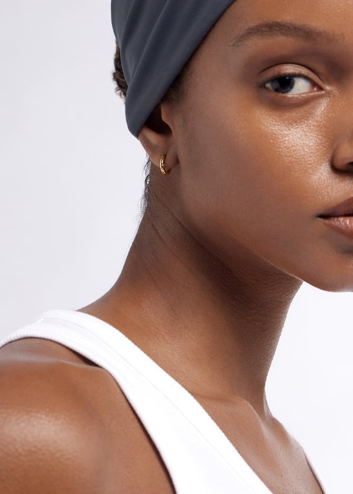 am22q3d1hugcsbolg-gold_2.jpg?ts=20240917042530