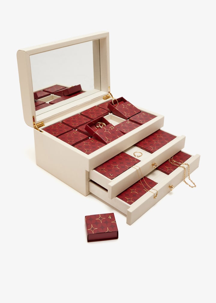 am25adv24dayg-gold_5.jpg?ts=20251127105635