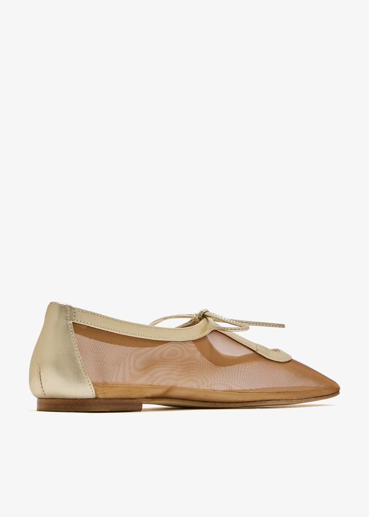 amelia-goldcm_6.jpg?ts=20250731030020