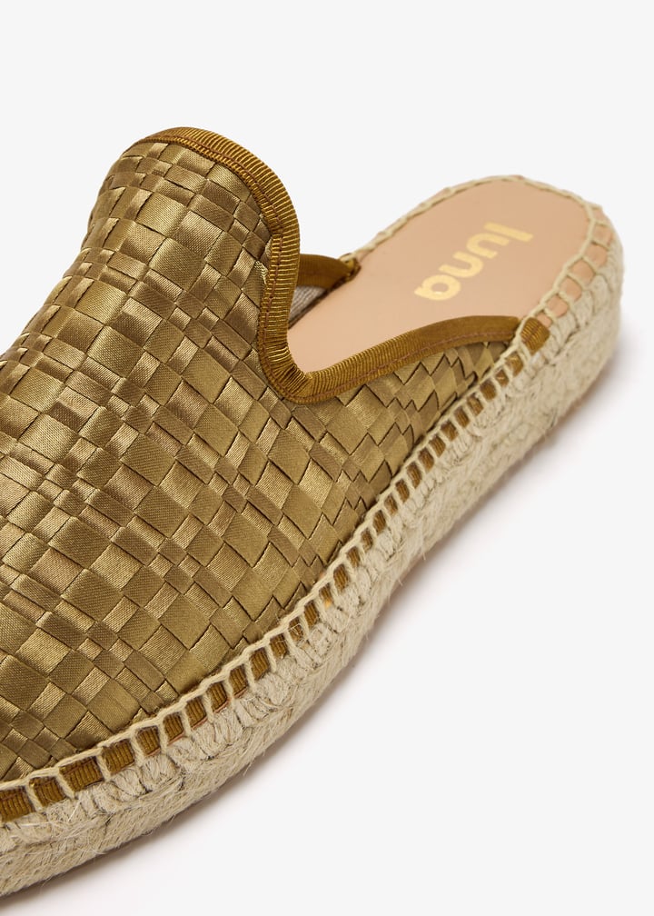 ana-brown_5.jpg?ts=20250613034533