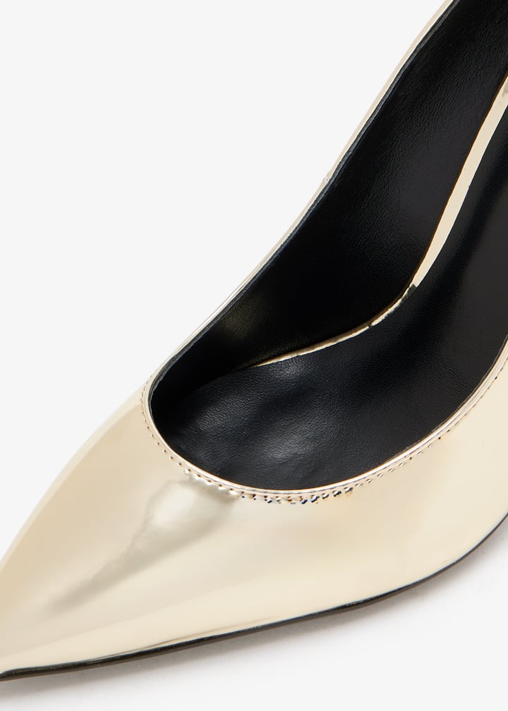 anja-gldshn_5.jpg?ts=20251024030533