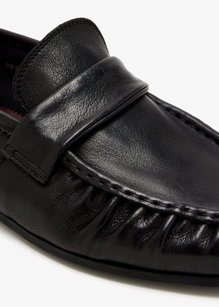 ar-u2104-nero_5.jpg?ts=20260130023040