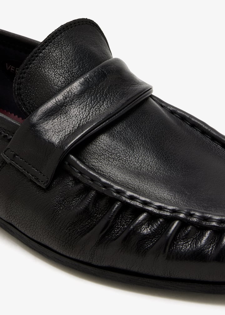 ar-u2104-nero_6.jpg?ts=20260228020600