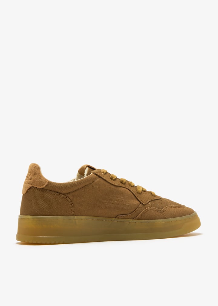 Autry Medalist low sneakers for Women - Brown in UAE | Level