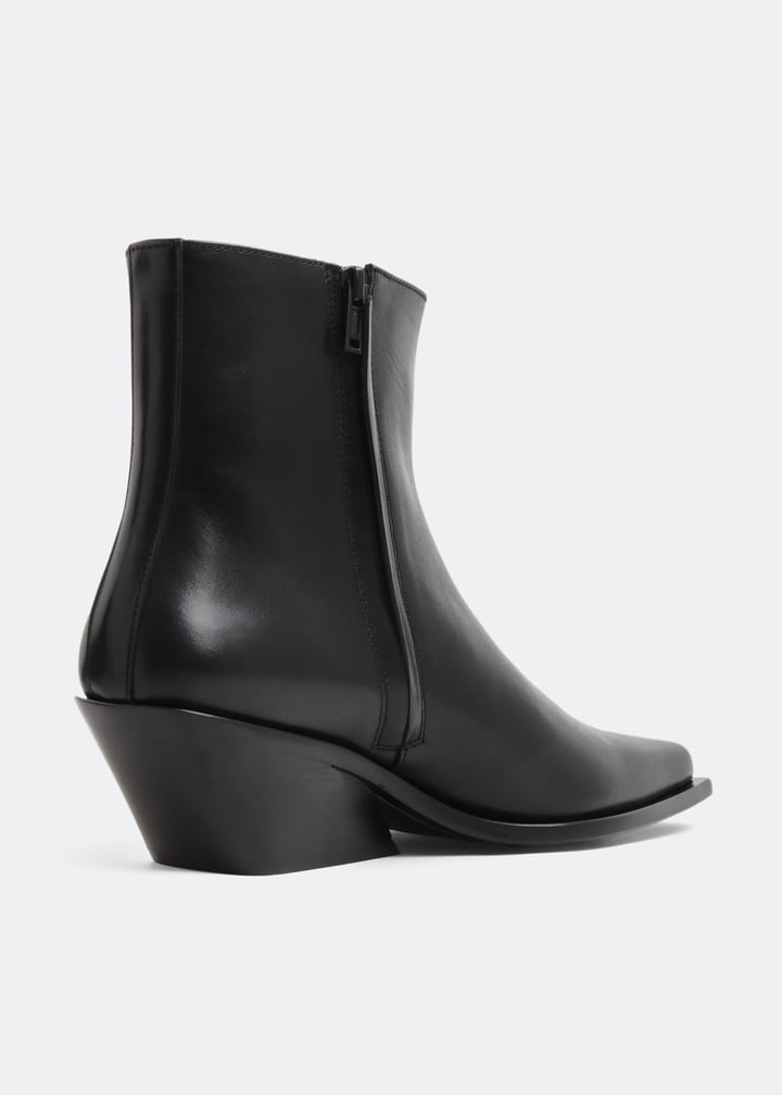 b0010733lt089-099_3.jpg?ts=20221019111513