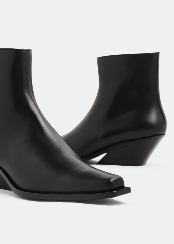 b0010733lt089-099_4.jpg?ts=20221019111513